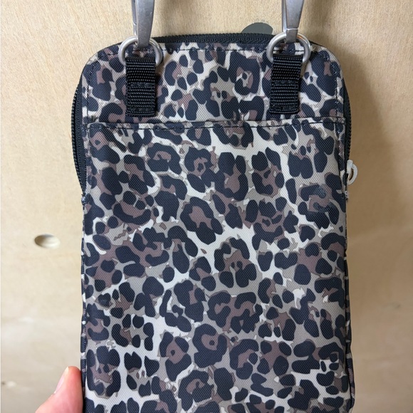 Baggallini Arlington Mini Crossbody Tan and Black Cheetah Print - Picture 6 of 9